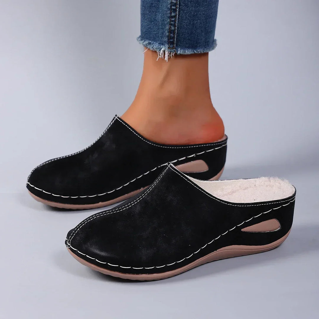 Orthopedic Slippers with Daily Comfort and a Timeless Style